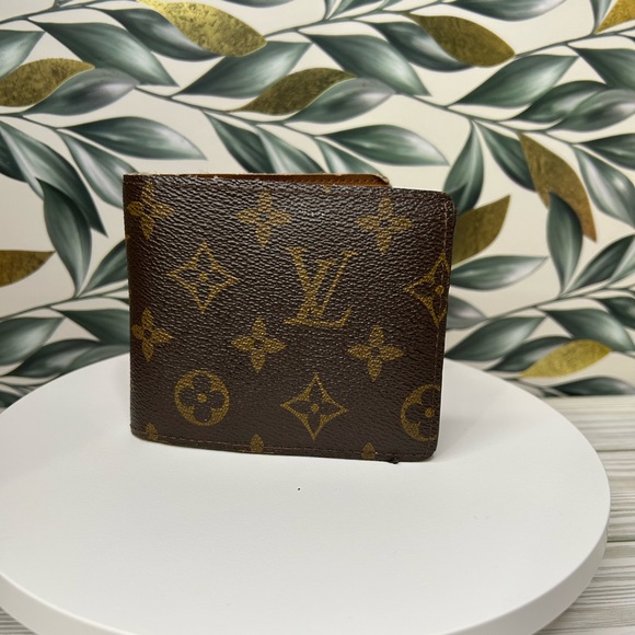 Louis Vuitton Brown and Gold Monogram Wallet - Picture 1 of 5